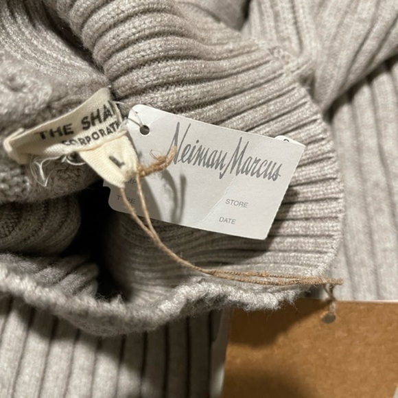 NWT The Shanty corporation turtle neck sweater - Picture 7 of 7